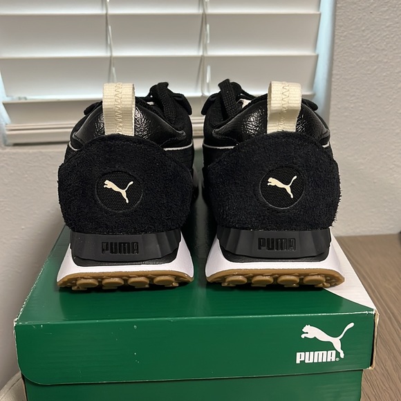 NWT Men's Puma Rider Future Vintage Casual Sneakers - Black Suede - 39016702 - Picture 4 of 11